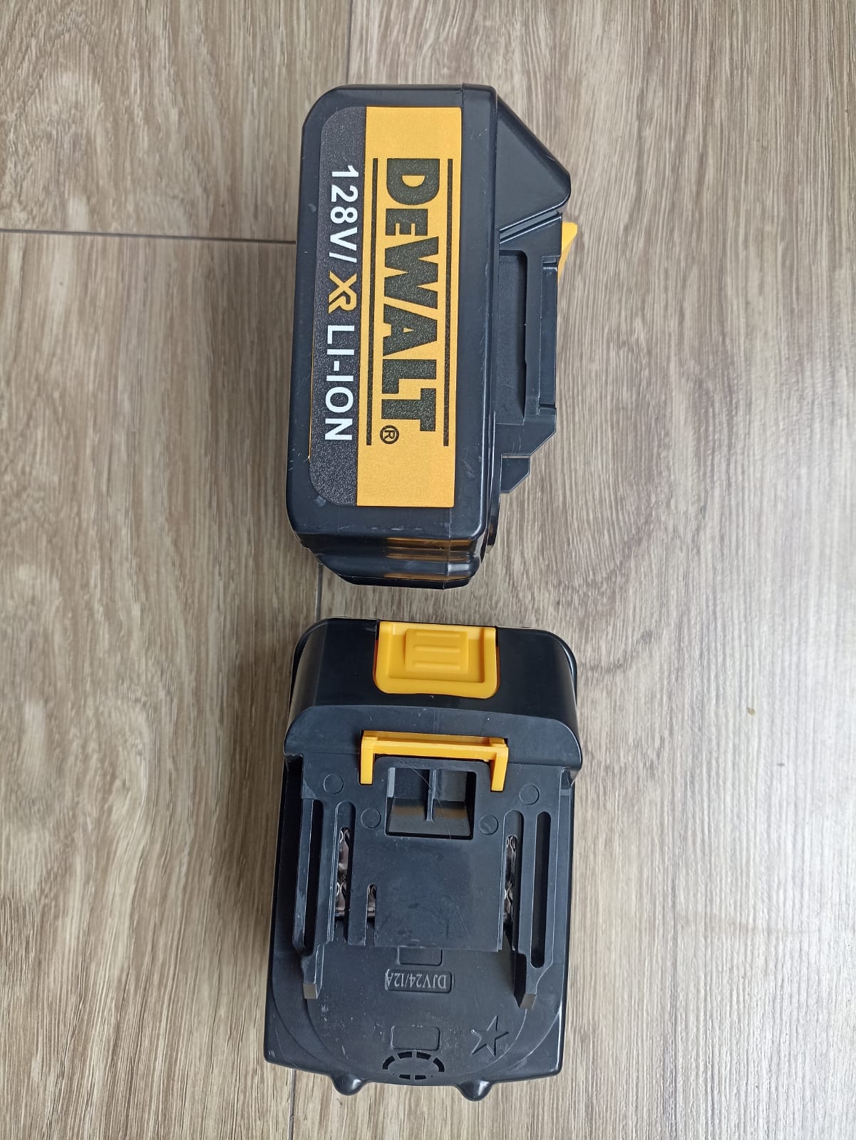Miniatura 4 de LLAVE DE IMPACTO 128 V DEWALT SENCILLA
